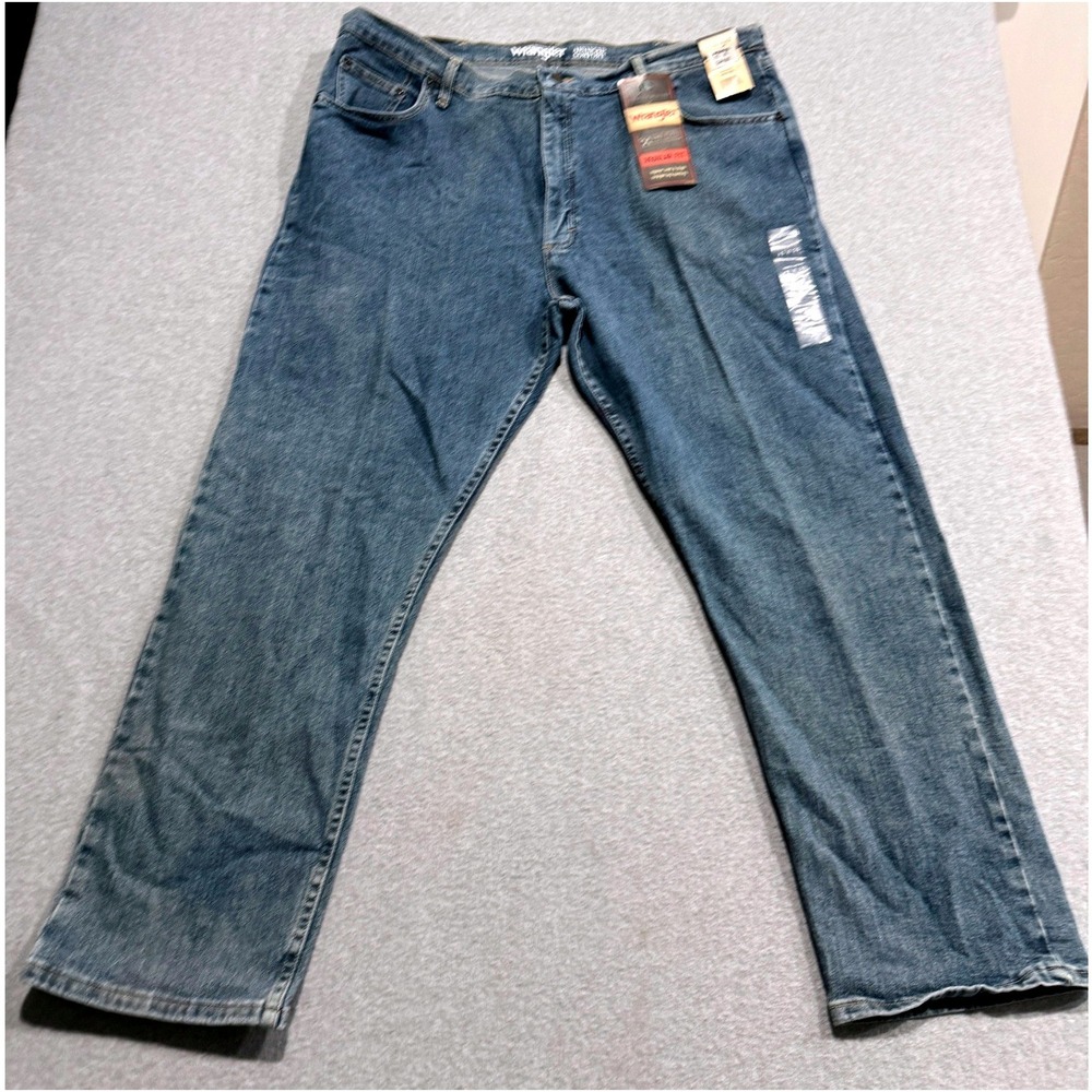 Wrangler Advanced Comfort Mens Regular Fit Straight Leg Jeans Blue 42x30 NWT